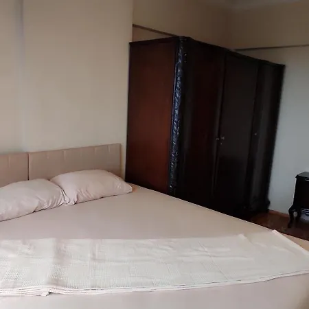 Kule Apart 2*