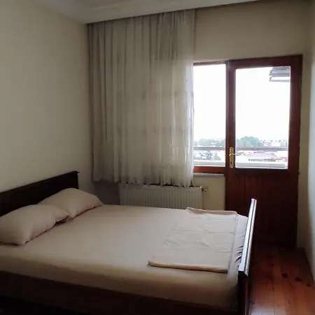 Kule Apart Hotel apartamentowy 2*