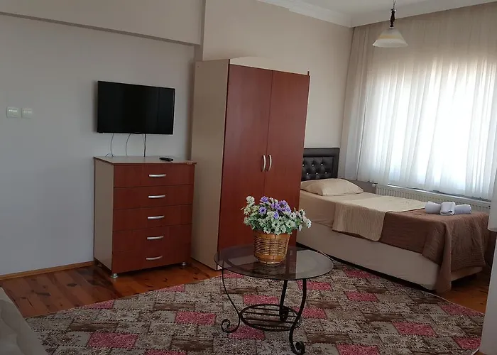 Kule Aparthotel 2*