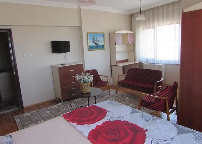 Kule Aparthotel 2*